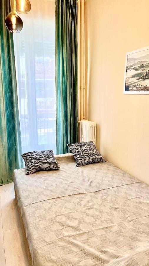 New Apartment, Near Metro Monte Grappa Турин Екстер'єр фото