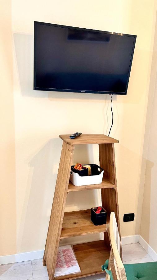 New Apartment, Near Metro Monte Grappa Турин Екстер'єр фото