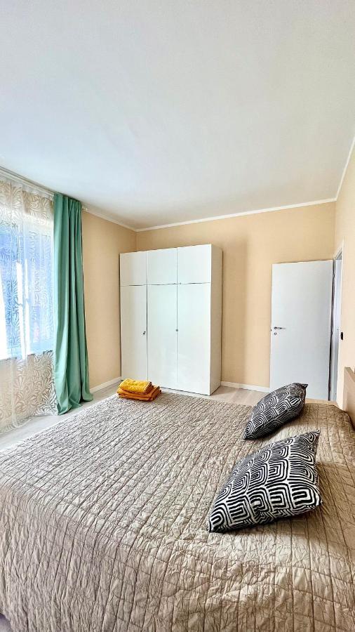 New Apartment, Near Metro Monte Grappa Турин Екстер'єр фото