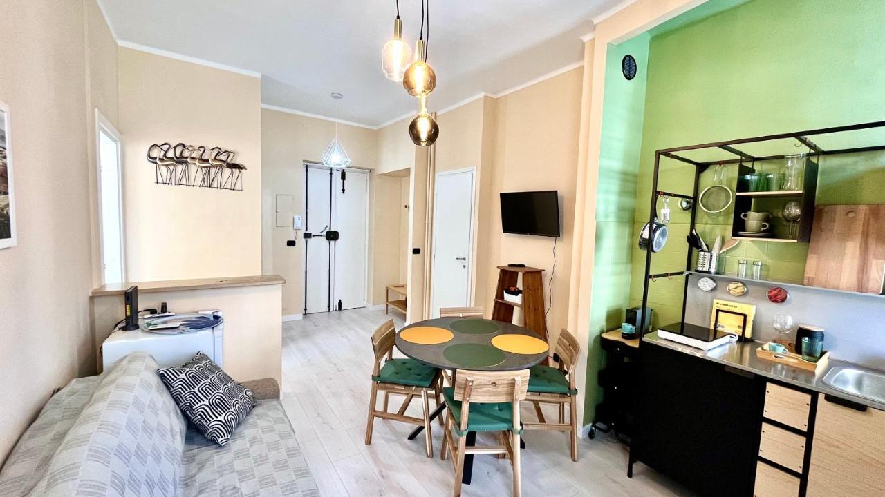 New Apartment, Near Metro Monte Grappa Турин Екстер'єр фото